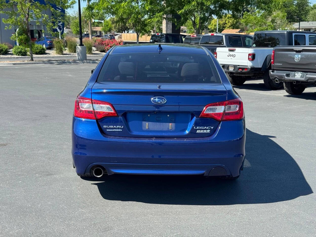 Used 2017 Subaru Legacy 2.5i Premium AWD/4WD image 6