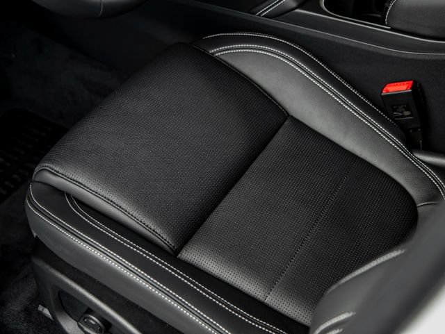 New 2024 Jaguar E-PACE R-Dynamic SE AWD/4WD image 15