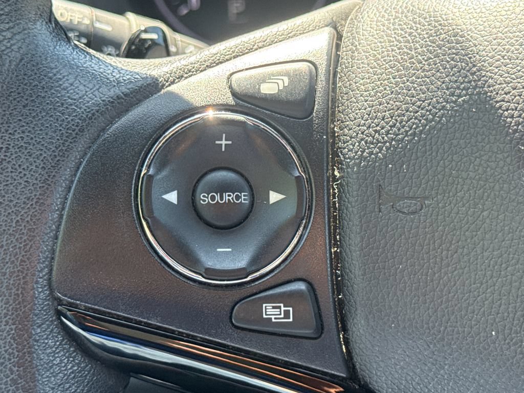 Certified 2022 Honda HR-V Sport image 30