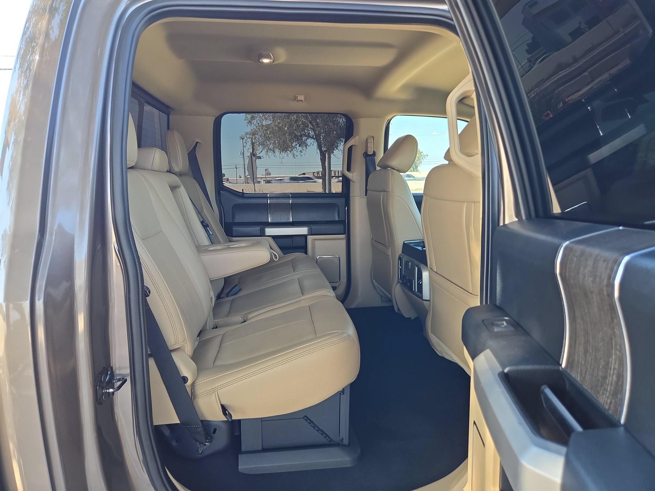 Used 2021 Ford F250 Lariat AWD/4WD image 24