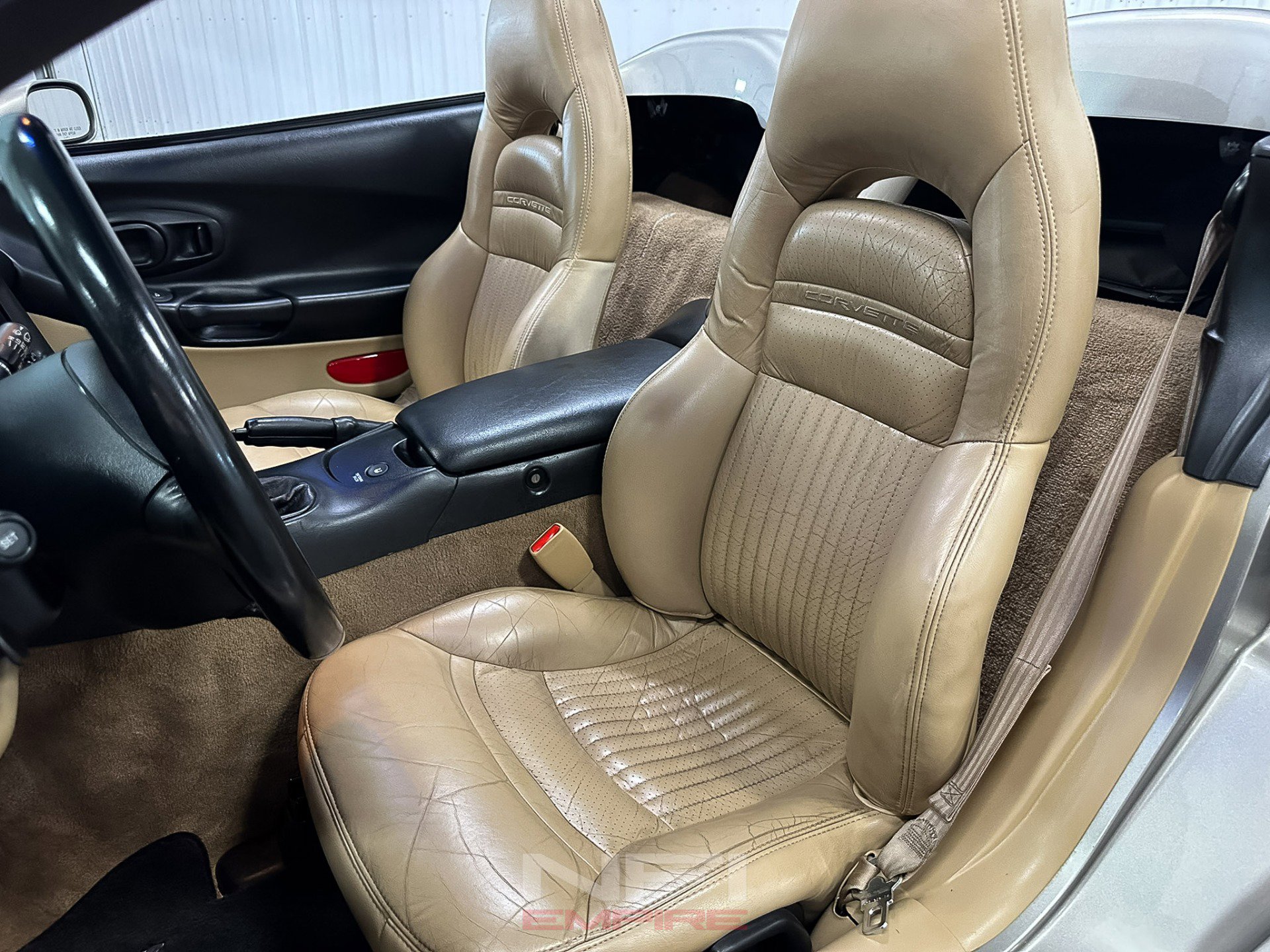 Used 2000 Chevrolet Corvette Convertible w/ Memory Pkg image 34