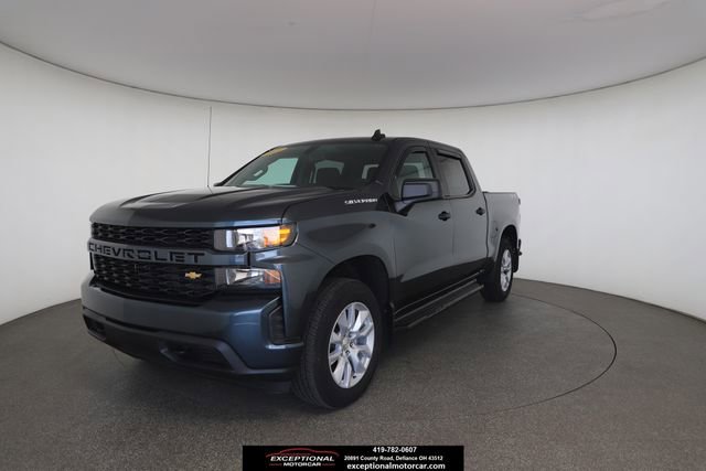 Used 2021 Chevrolet Silverado 1500 Custom w/ LPO, Dark Essentials Package AWD/4WD image 1