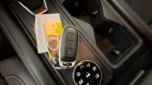 Used 2024 Nissan Pathfinder S AWD/4WD image 29