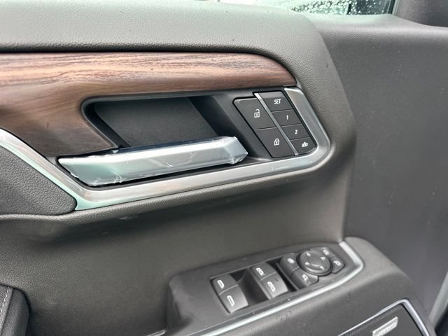 New 2026 GMC Sierra 1500 SLT w/ SLT Premium Package AWD/4WD image 9