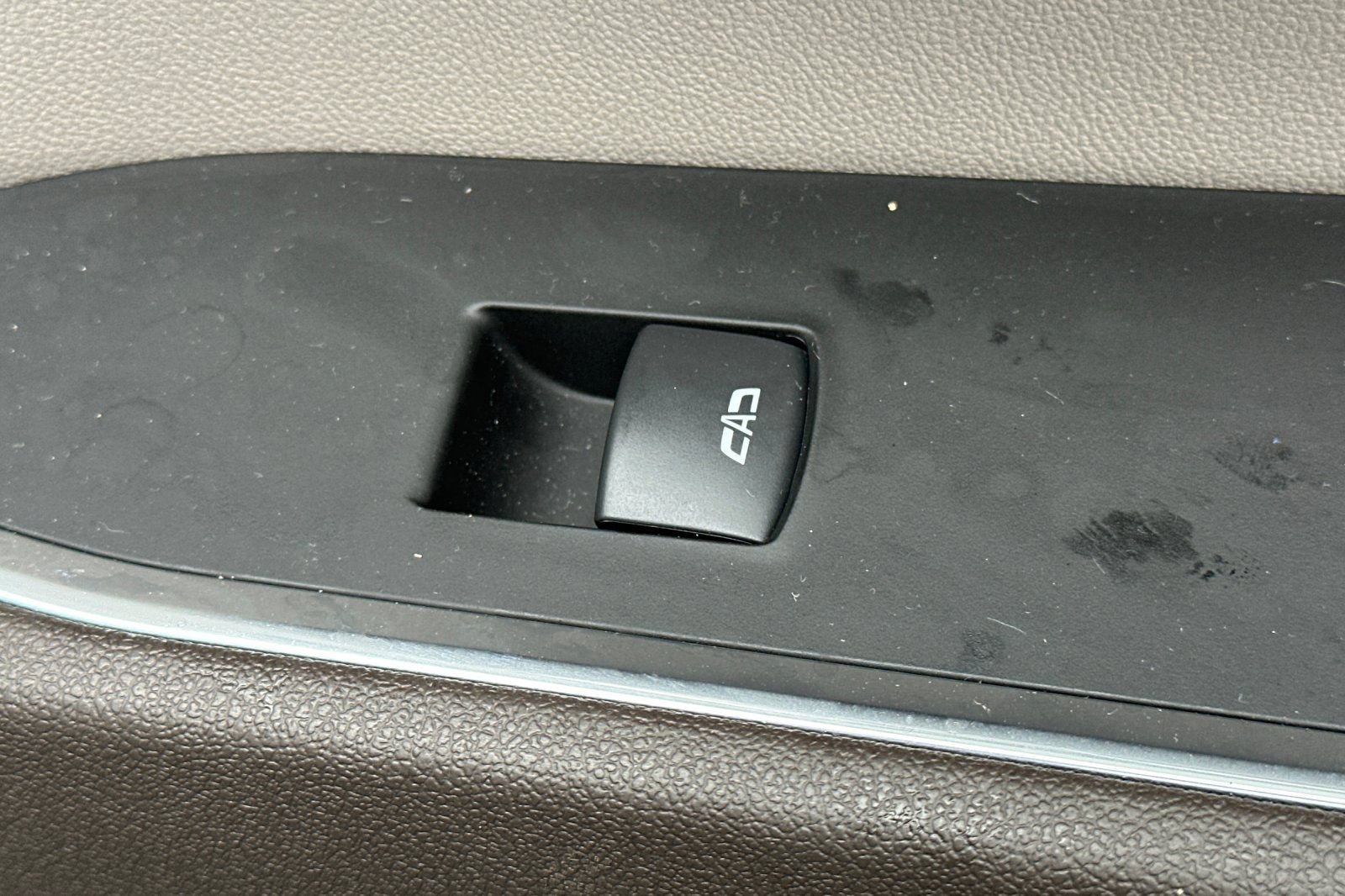 Used 2025 GMC Sierra 1500 SLT w/ SLT Premium Plus Package image 21