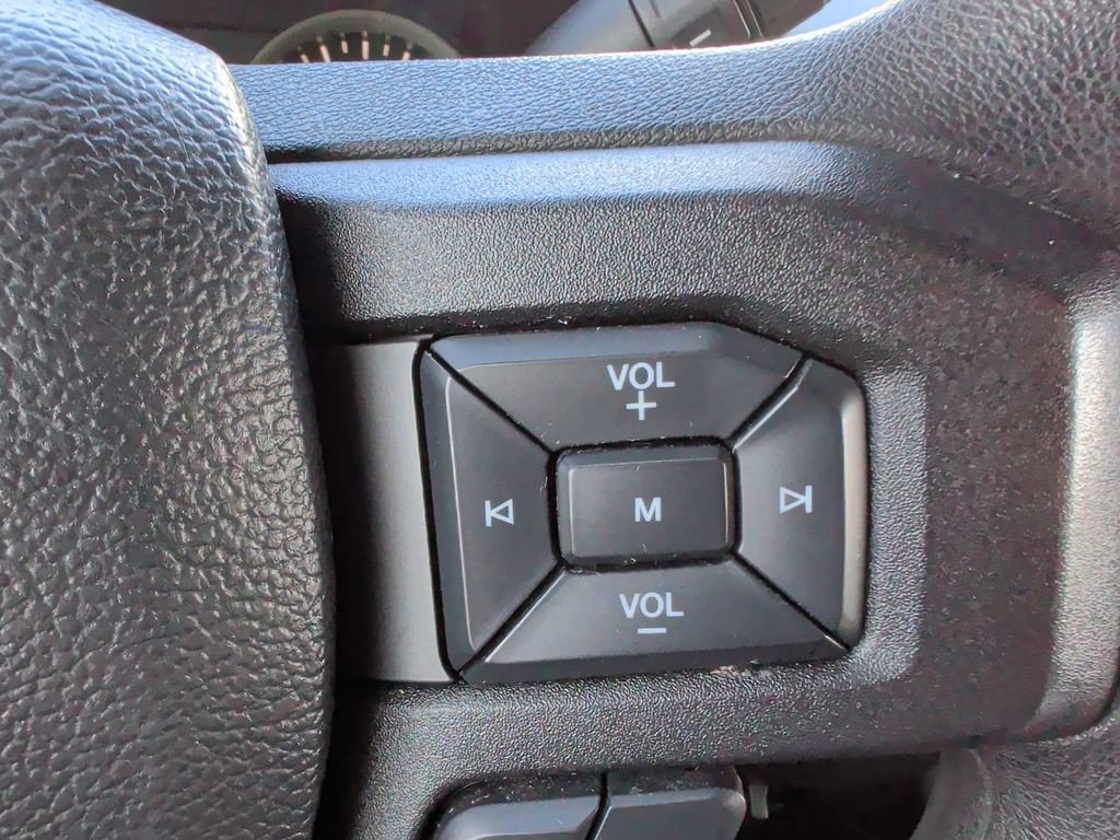 Used 2015 Ford F150 XLT AWD/4WD image 21