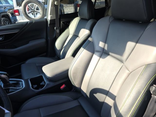Used 2023 Subaru Outback Onyx Edition image 4