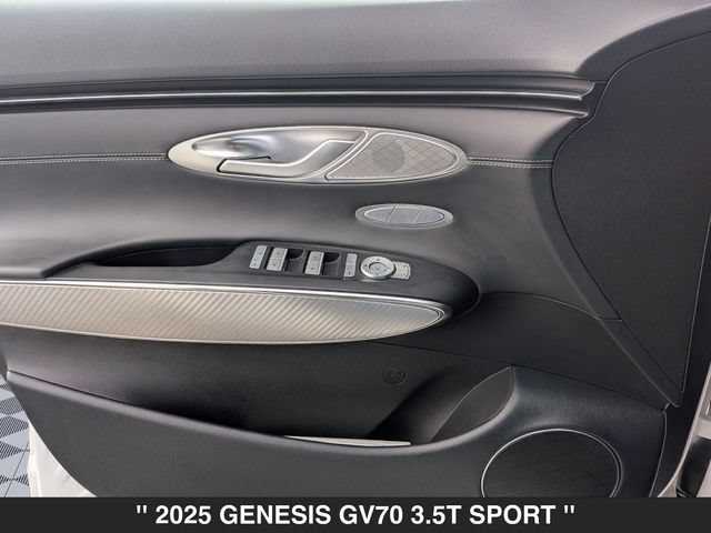 Used 2025 Genesis GV70 3.5T Sport AWD/4WD image 11