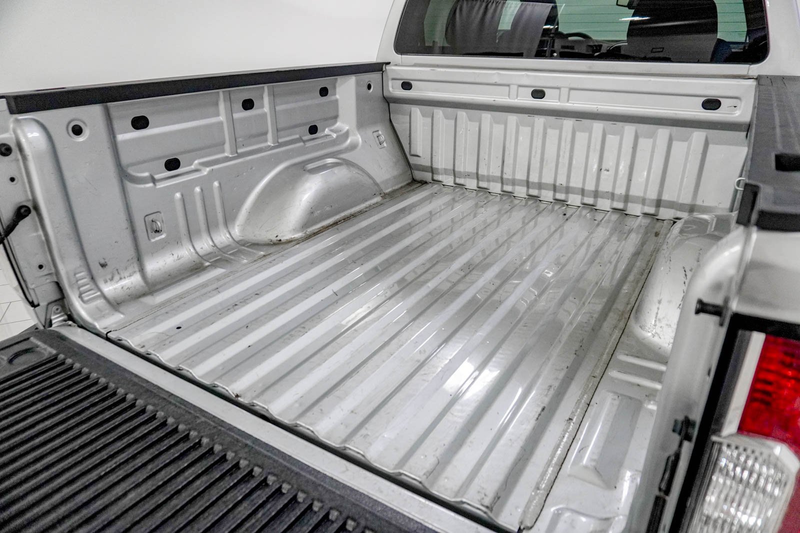 Used 2019 GMC Canyon SLE image 8