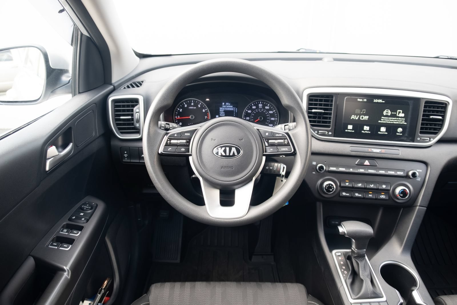 Used 2020 Kia Sportage LX AWD/4WD image 2