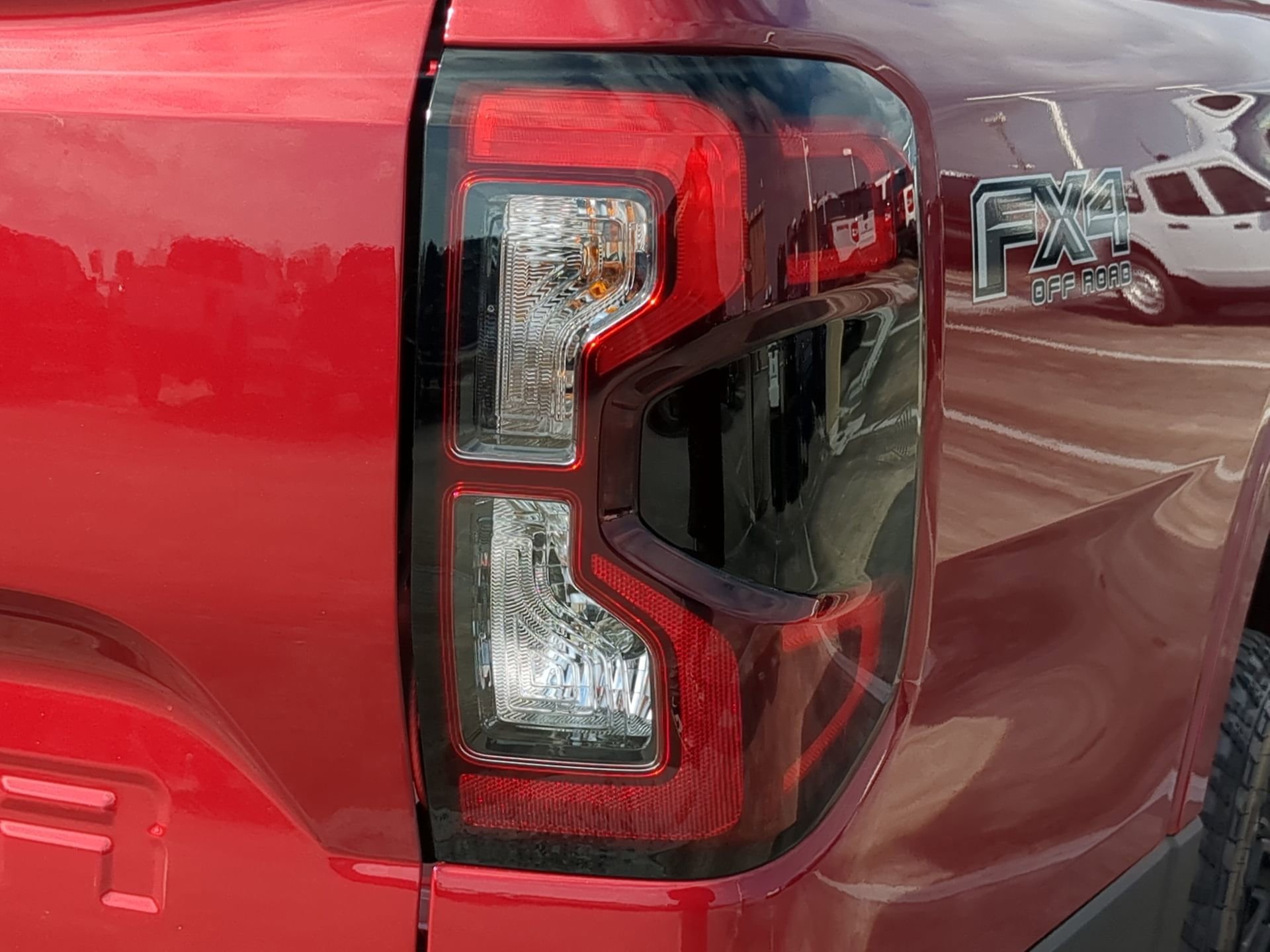 New 2025 Ford Ranger Lariat w/ FX4 Off-Road Package image 40