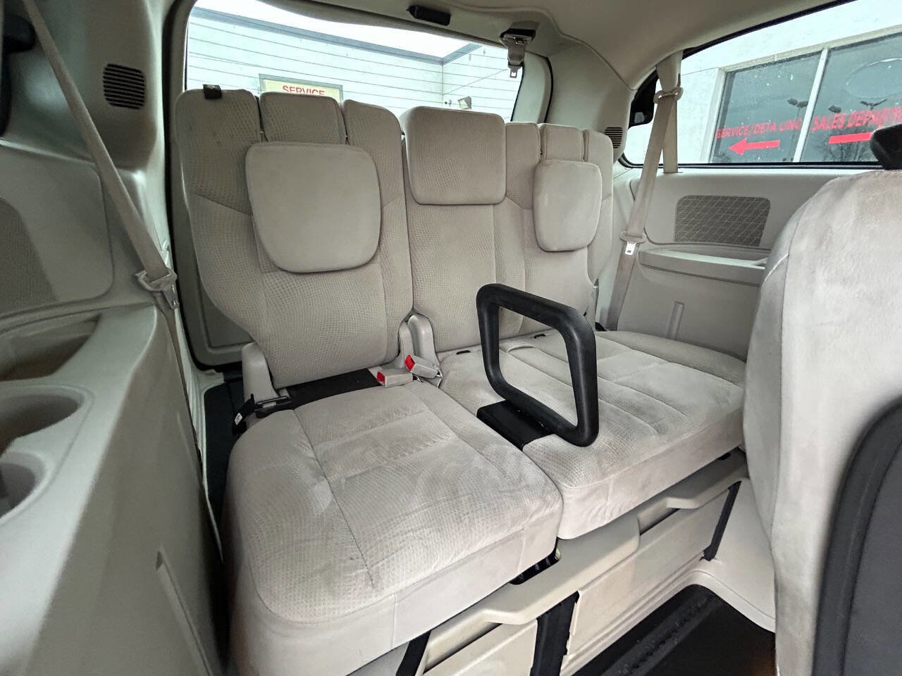 Used 2016 Dodge Grand Caravan SE w/ Quick Order Package 29E SE image 32