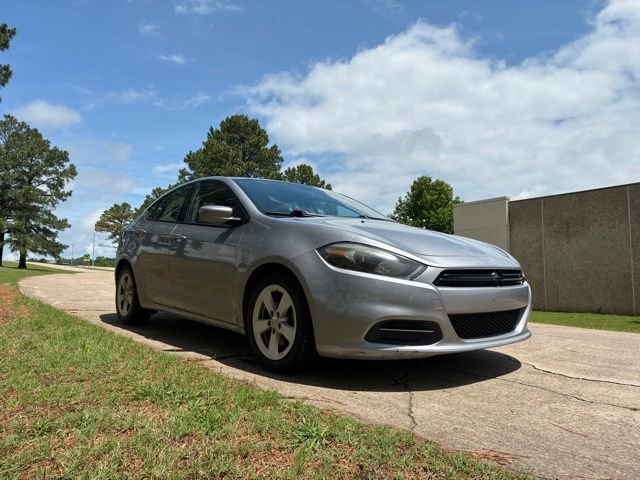 Used 2015 Dodge Dart SXT FWD image 2