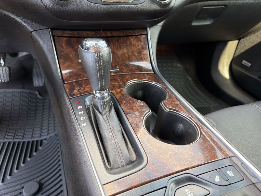 Used 2015 Chevrolet Impala LTZ FWD image 16