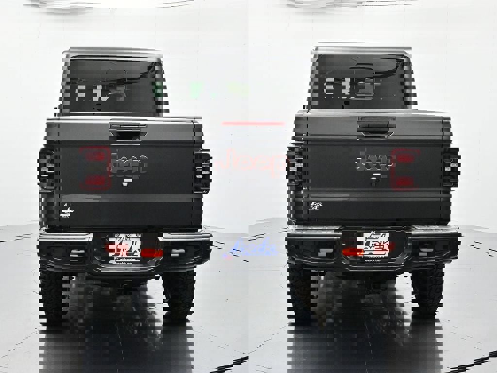 New 2025 Jeep Gladiator Mojave image 6