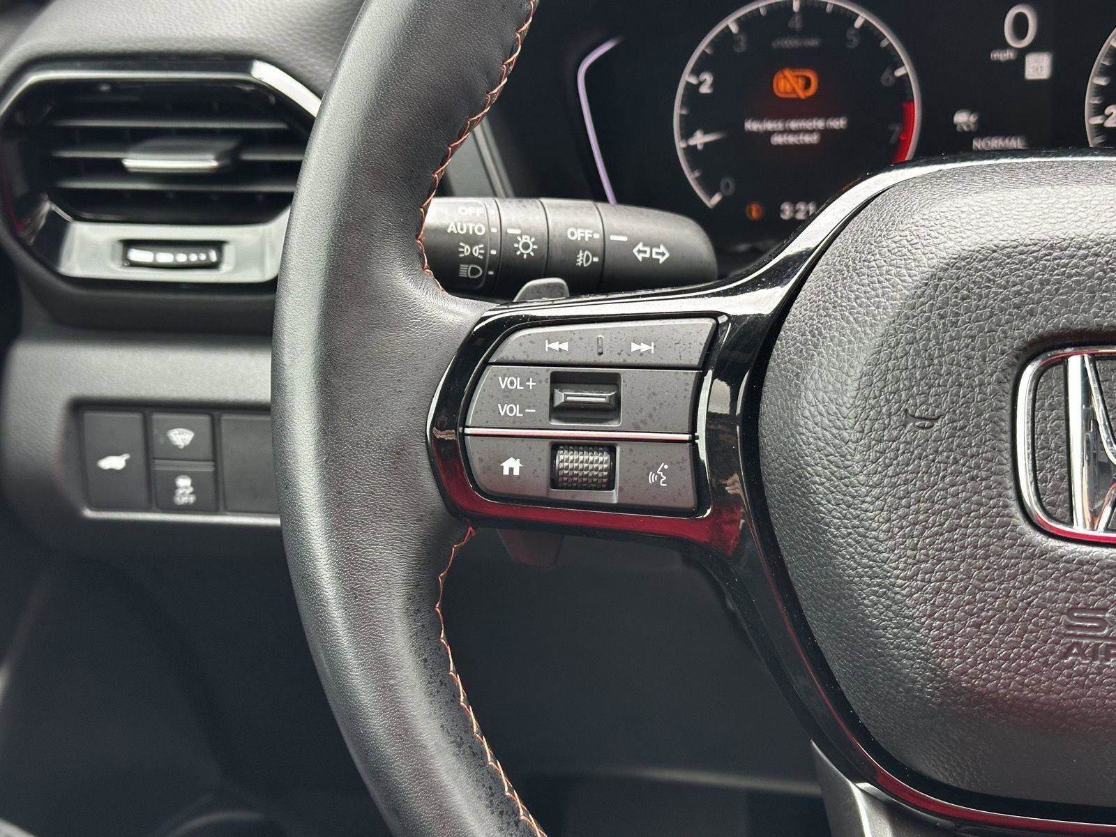 Certified 2025 Honda Pilot TrailSport image 12