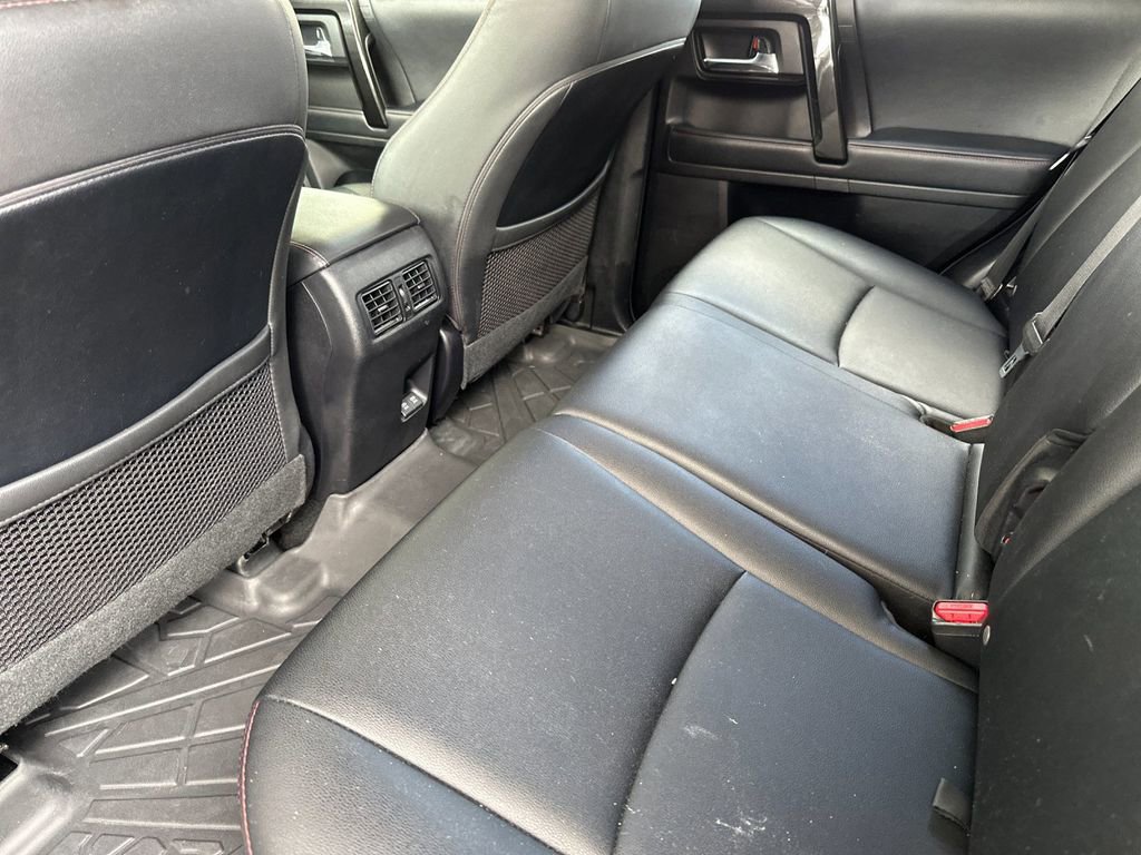 Used 2022 Toyota 4Runner TRD Off-Road Premium AWD/4WD image 11