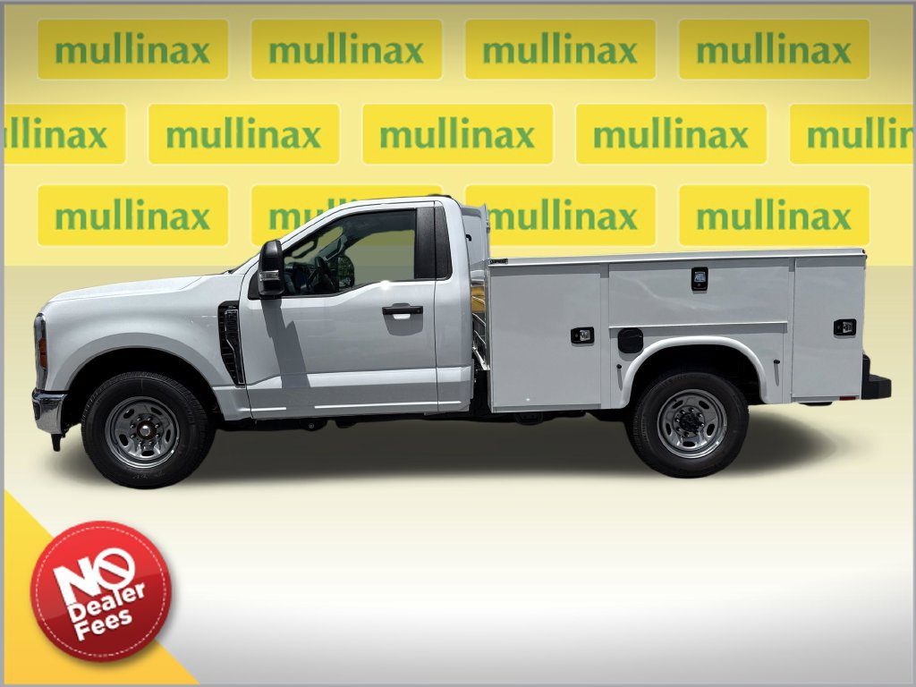 New 2026 Ford F250 XL w/ XL Chrome Package RWD image 2