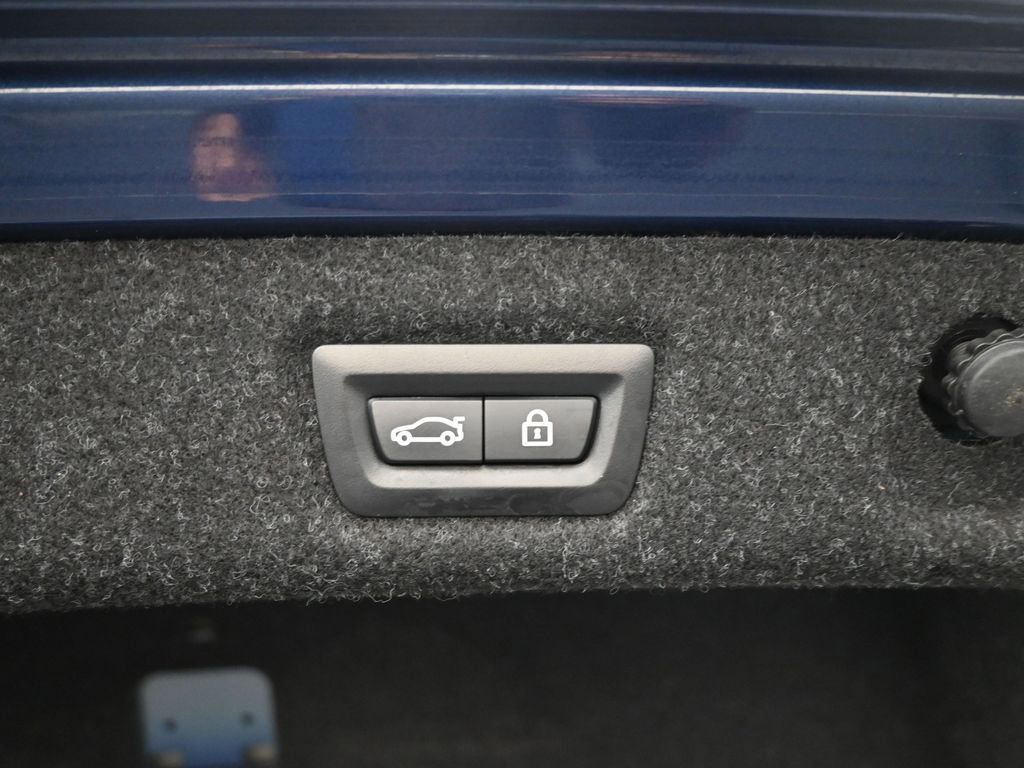 Certified 2022 BMW 540i 540i w/ Premium Package image 33