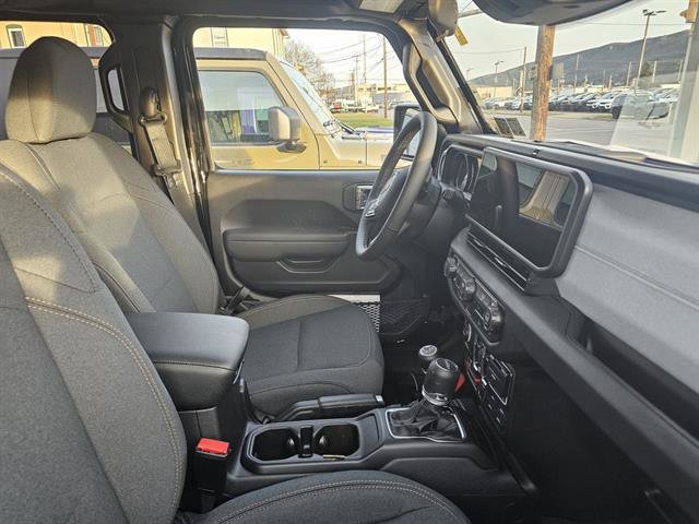 New 2026 Jeep Gladiator Sport image 9