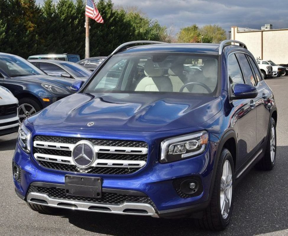 Used 2021 Mercedes-Benz GLB 250 4MATIC w/ Premium Package