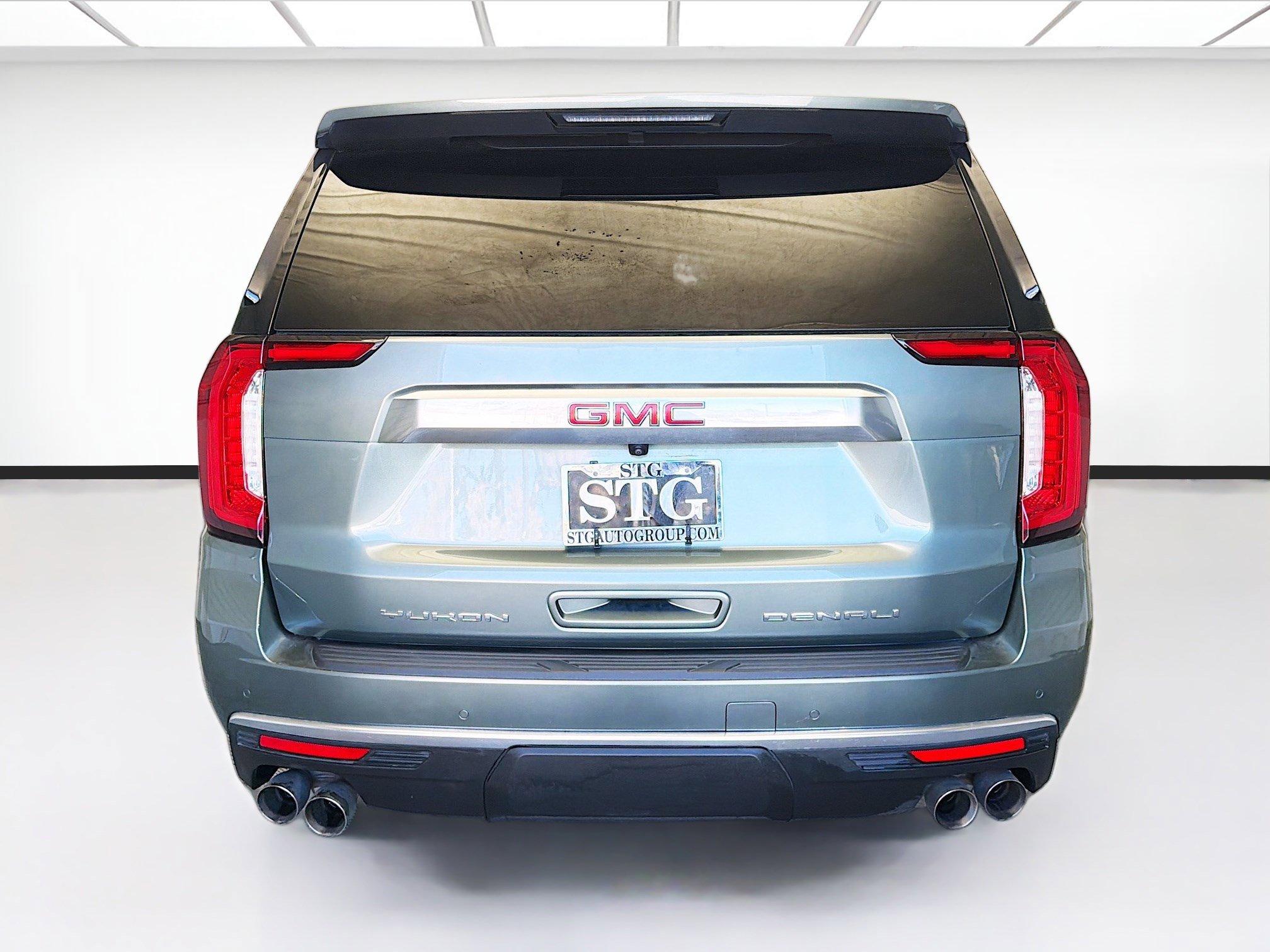Used 2023 GMC Yukon Denali RWD image 5