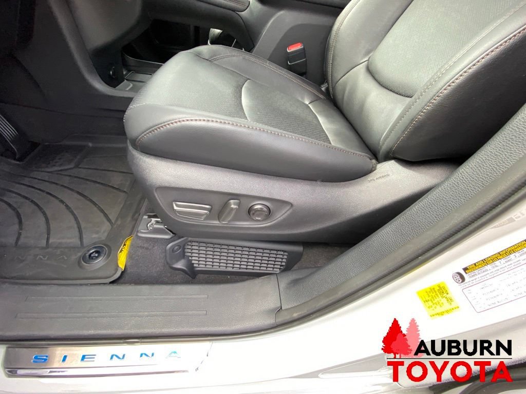 New 2026 Toyota Sienna Platinum AWD/4WD image 37