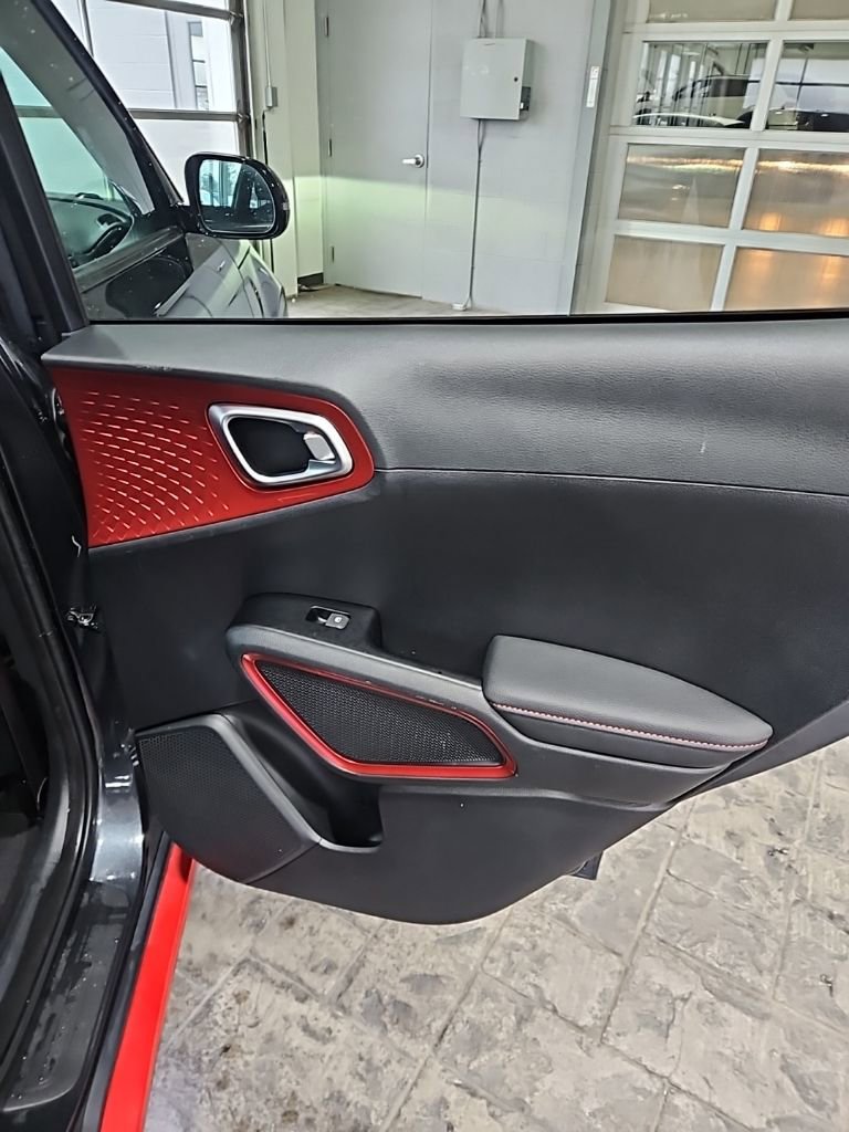 Used 2020 Kia Soul GT-Line Turbo image 15