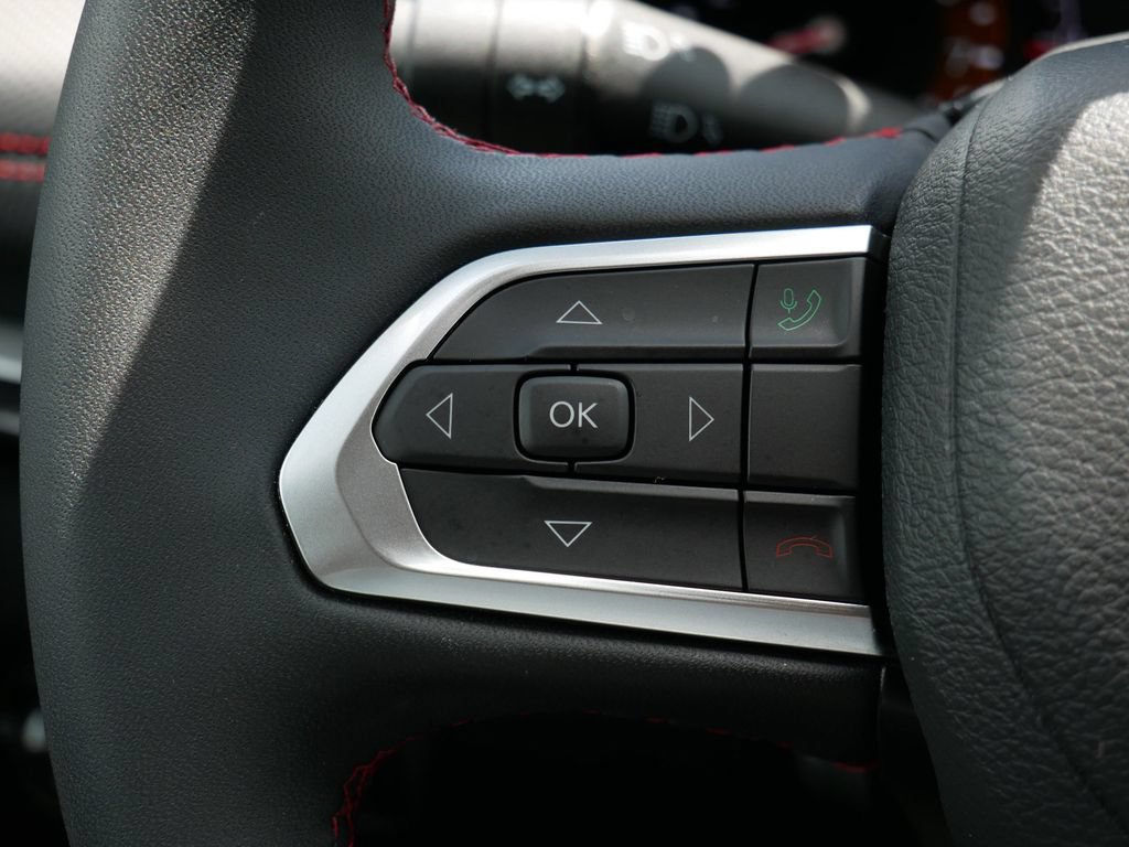 Used 2024 Jeep Compass Trailhawk AWD/4WD image 17