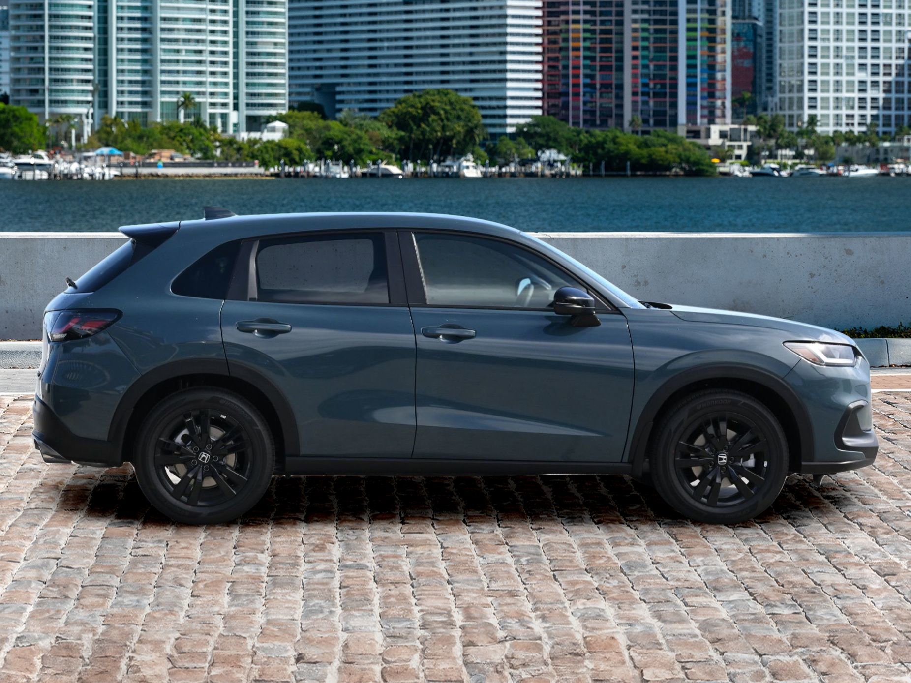 New 2026 Honda HR-V Sport image 4