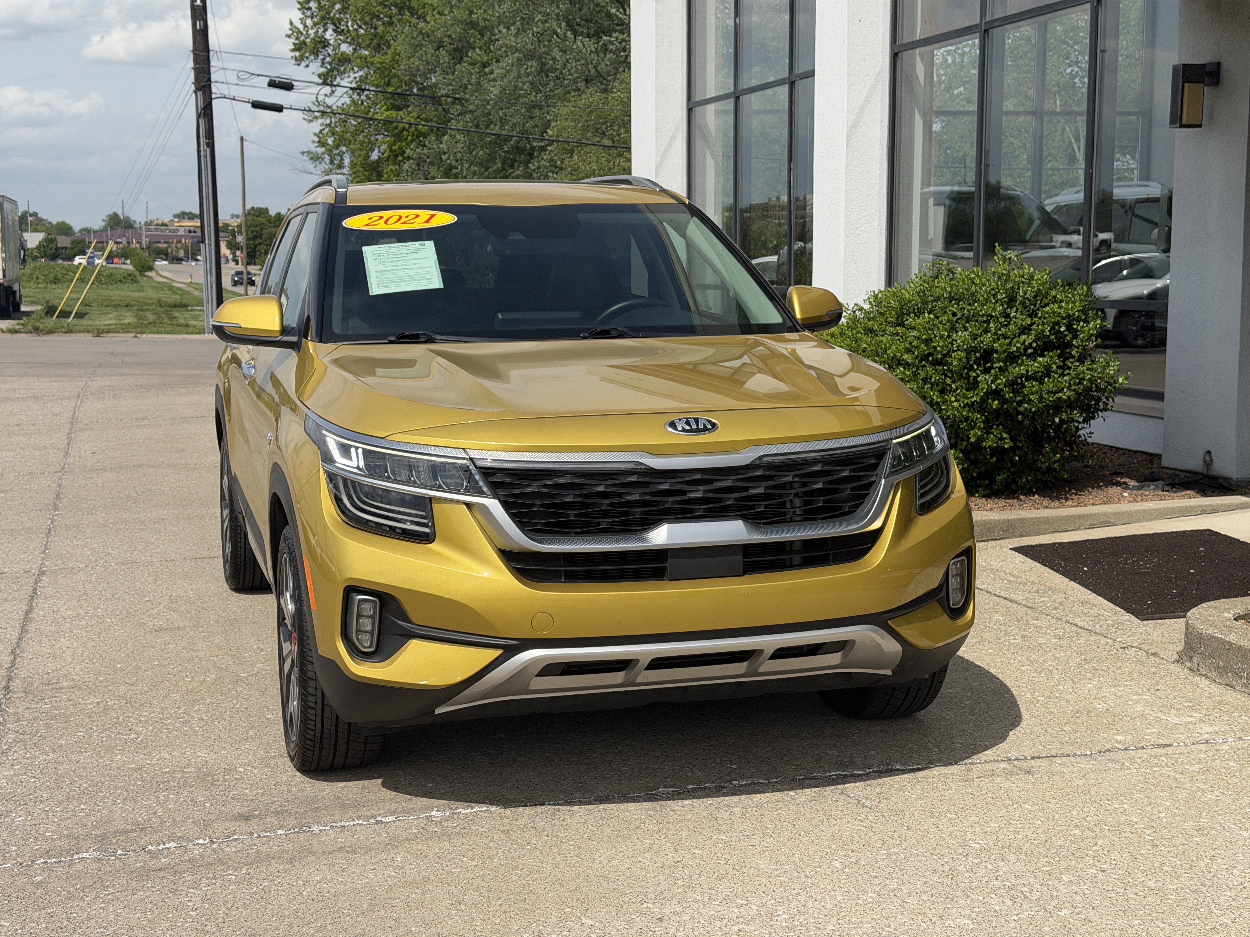 Used 2021 Kia Seltos SX w/ SX Sunroof Package AWD/4WD image 18