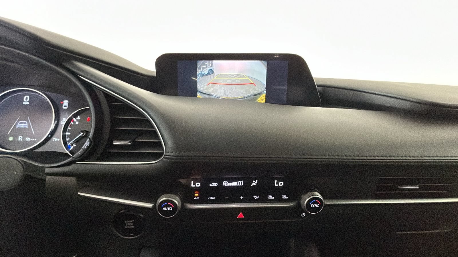 Used 2024 MAZDA MAZDA3 s FWD image 28