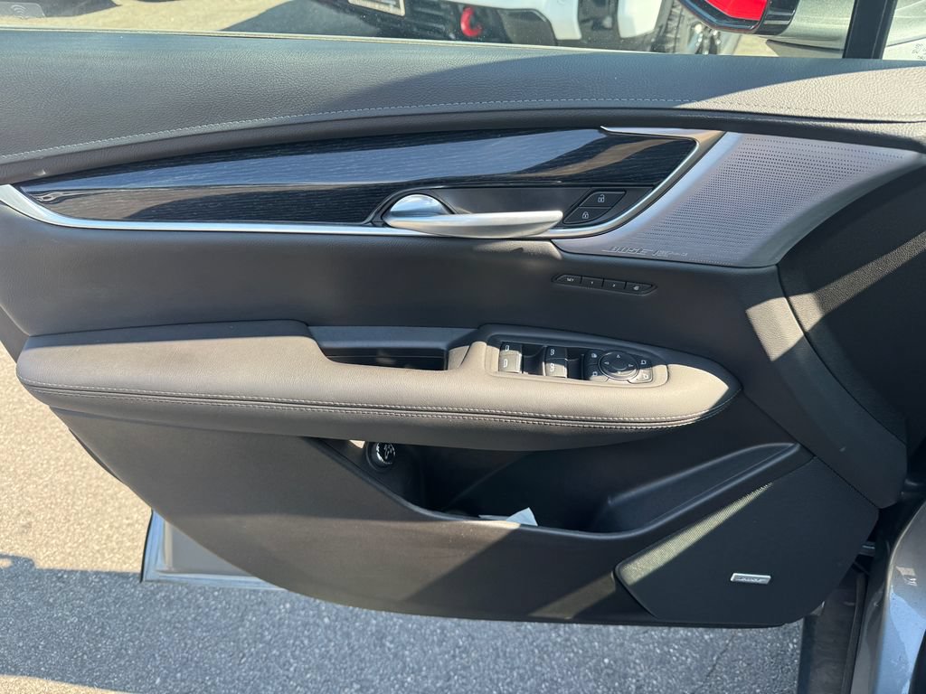 Used 2024 Cadillac XT5 Premium Luxury AWD/4WD image 27