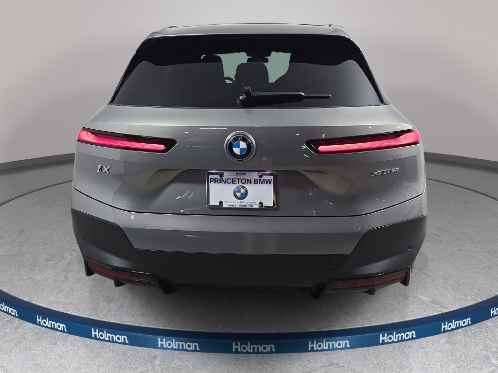 Certified 2024 BMW iX xDrive50 w/ Premium Package AWD/4WD image 6