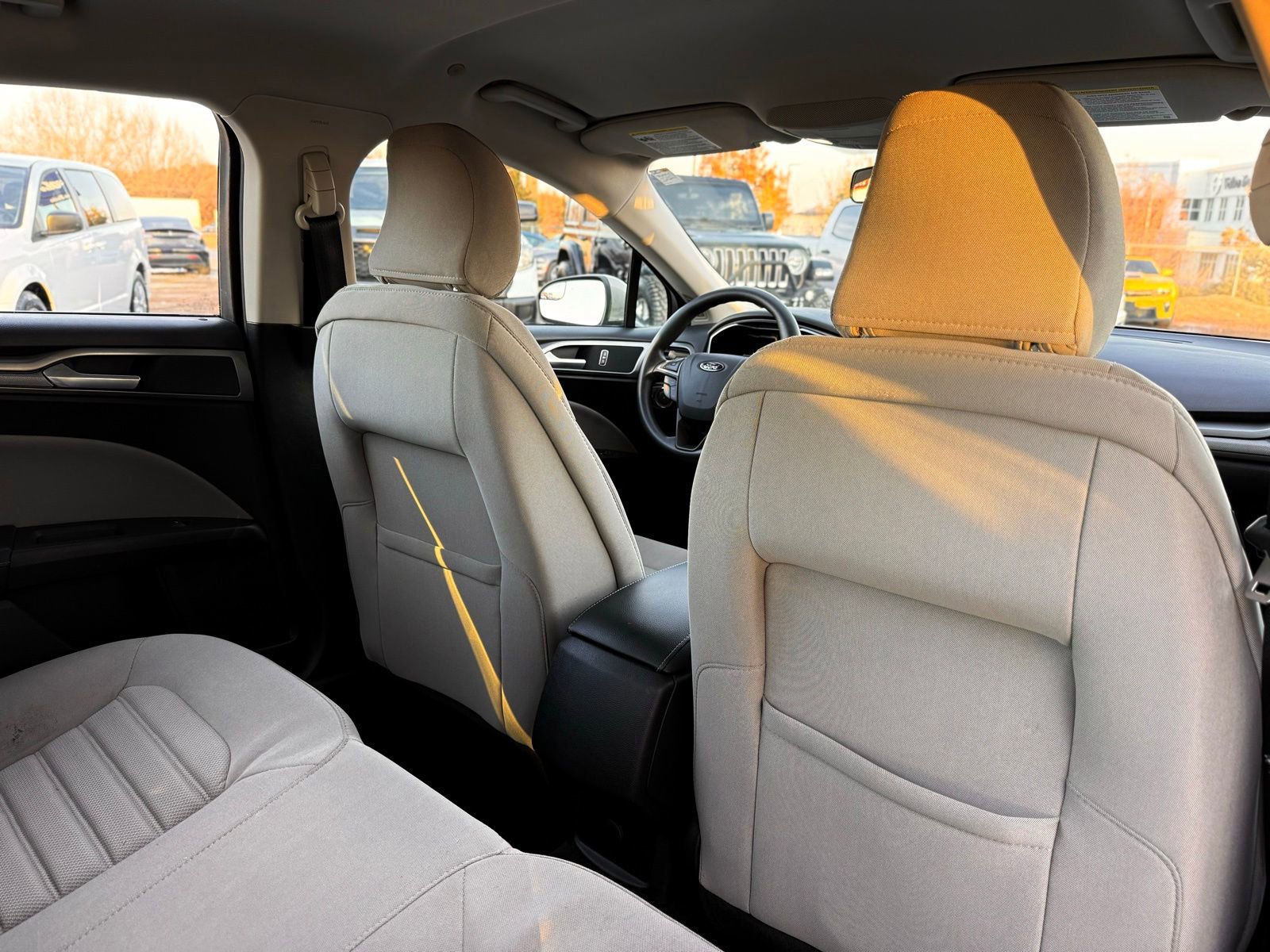 Used 2018 Ford Fusion S FWD image 18