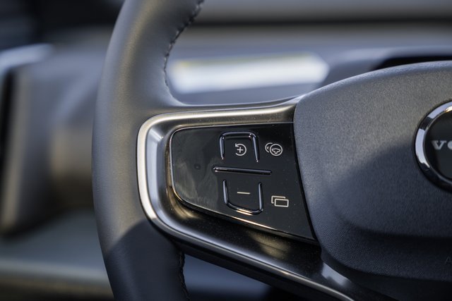 New 2026 Volvo EX30 Cross Country Ultra image 24