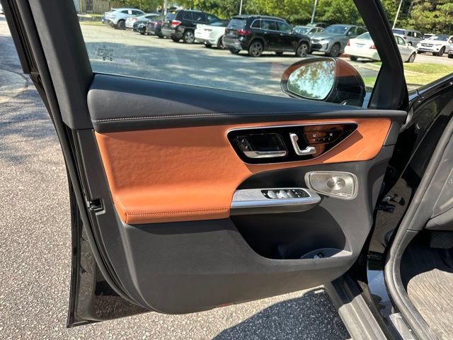 Used 2023 Mercedes-Benz GLC 300 image 10