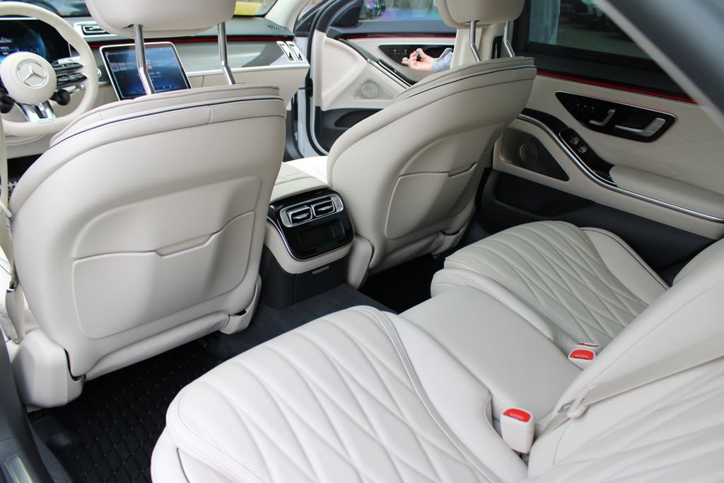Used 2024 Mercedes-Benz S 63 AMG S image 19