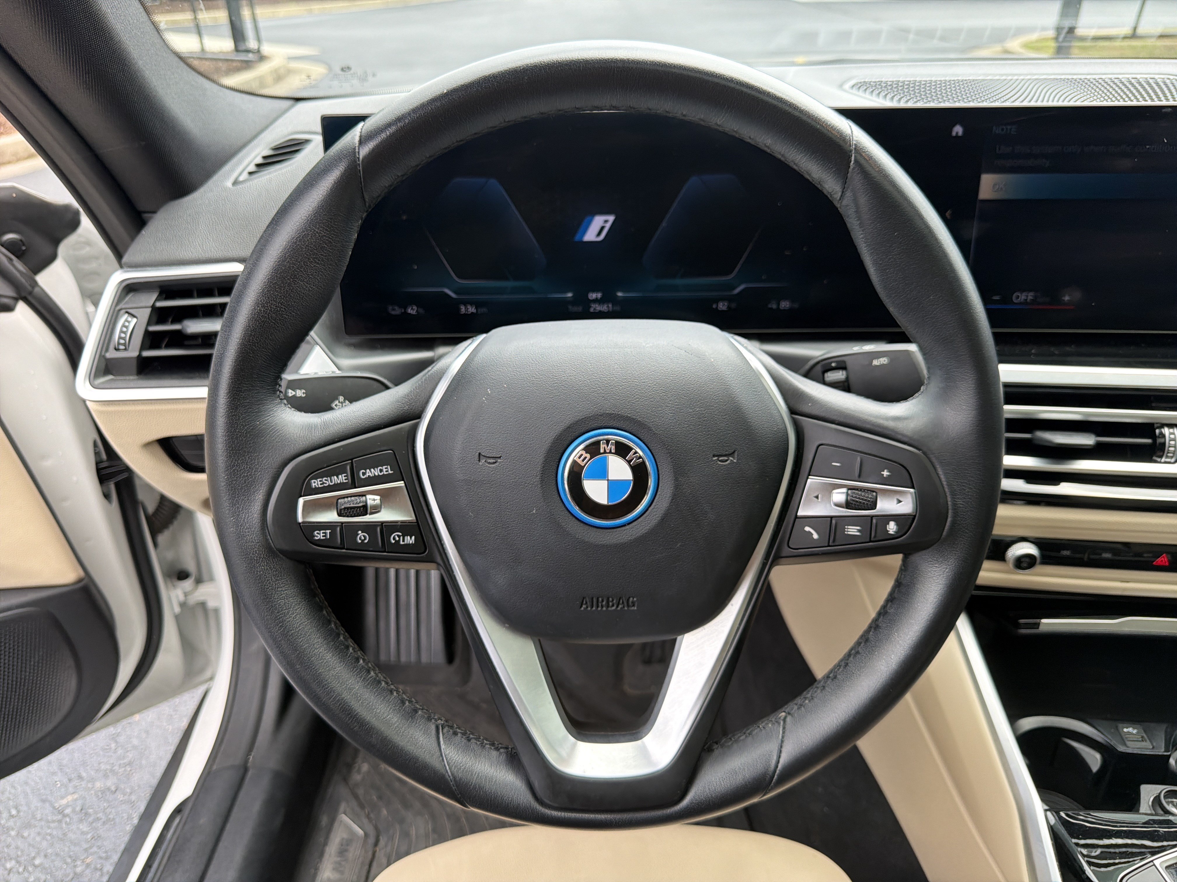 Used 2023 BMW i4 eDrive40 RWD image 10