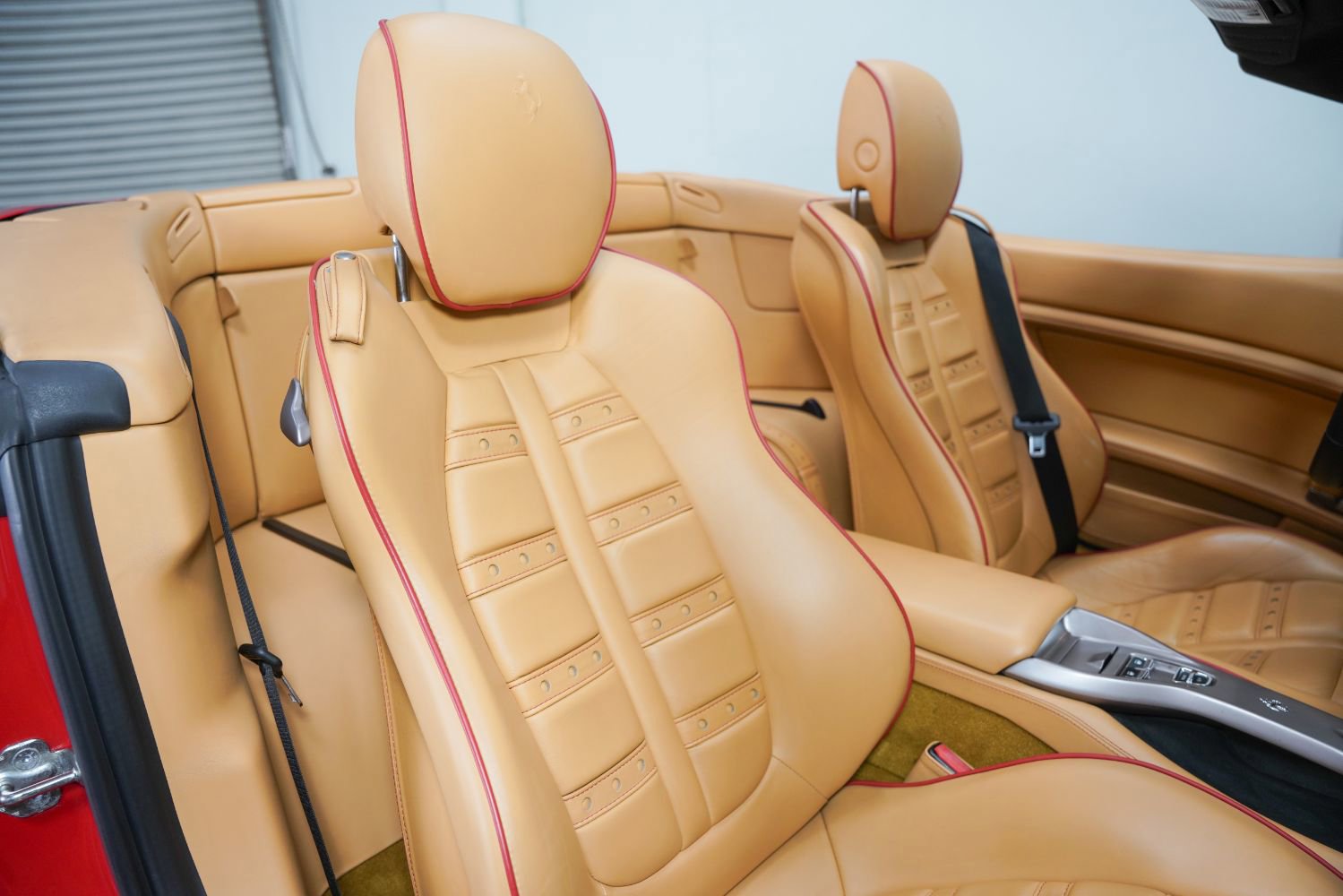 Used 2012 Ferrari California image 26