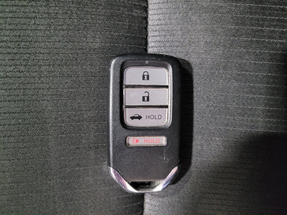 Used 2019 Honda Accord LX image 32