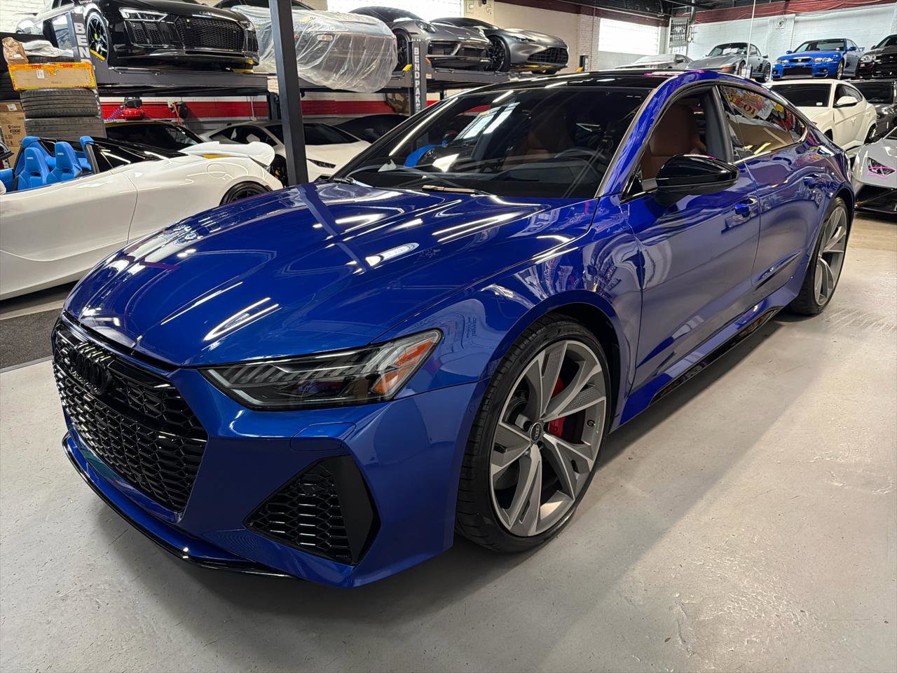 Used 2023 Audi RS 7 Sportback AWD/4WD image 10
