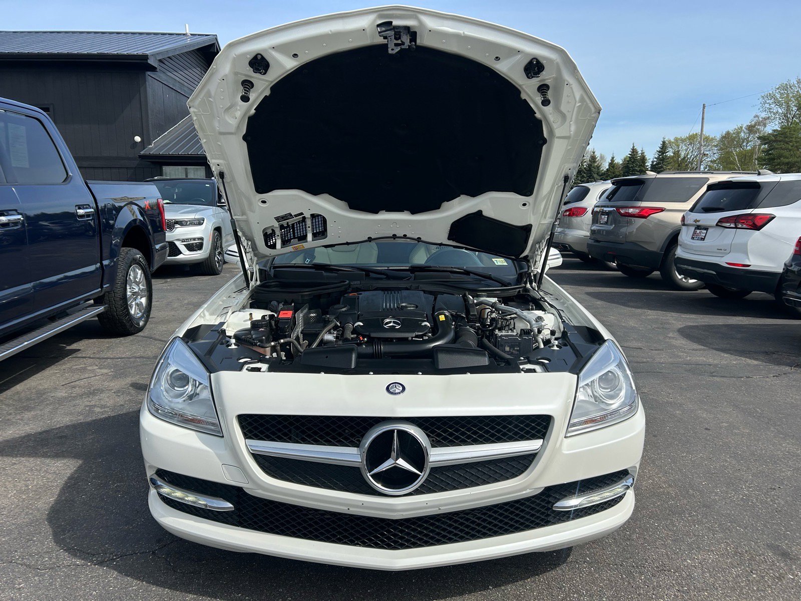 Used 2015 Mercedes-Benz SLK 250 image 23