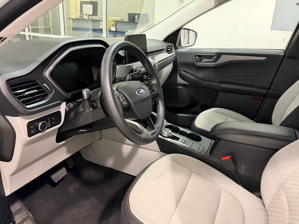 Used 2023 Ford Escape Active image 8