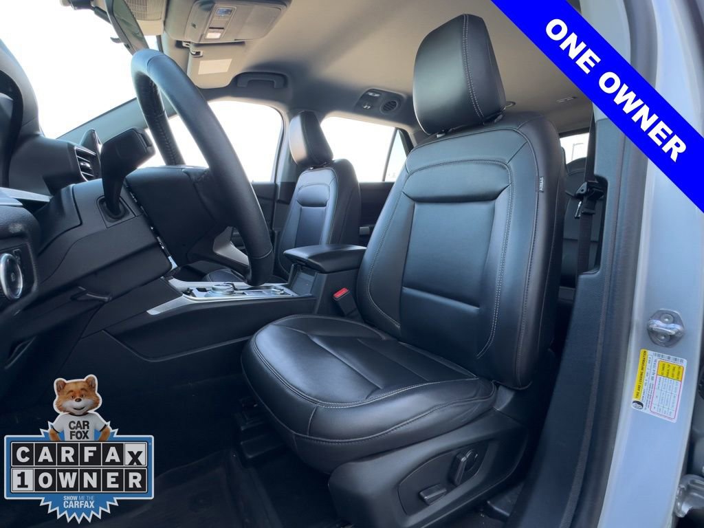 Used 2023 Ford Explorer XLT w/ Equipment Group 202A image 6