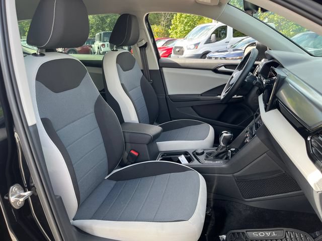 Certified 2025 Volkswagen Taos S AWD/4WD image 19