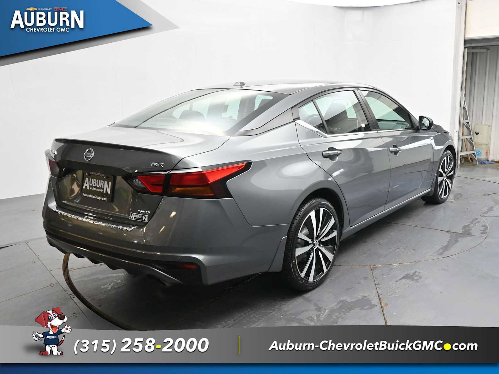 Used 2021 Nissan Altima 2.5 SR w/ SR Premium Package AWD/4WD image 16
