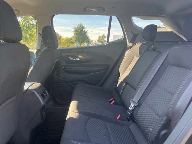 Used 2020 GMC Terrain SLE FWD image 31