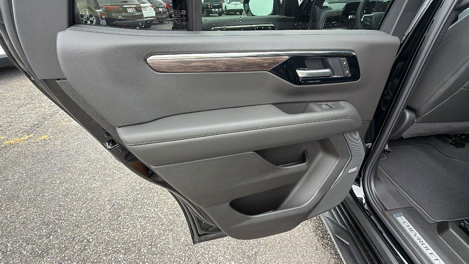 New 2026 Chevrolet Tahoe LT w/ Comfort Package RWD image 18