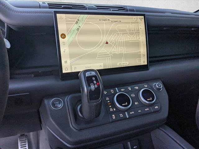 Certified 2023 Land Rover Defender 110 V8 image 15